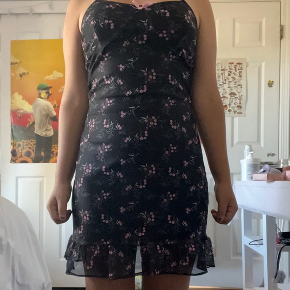 BRANDY ITEMS UP FOR TRADE - Picture 6 of 10